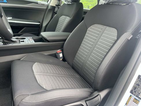 New 2026 Kia K5 LXS FWD image 24