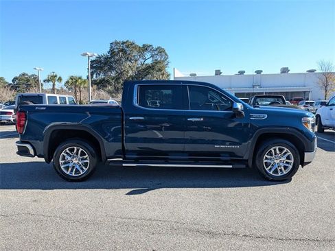Used 2021 GMC Sierra 1500 SLT w/ SLT Premium Plus Package image 3