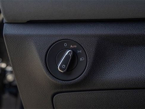 New 2026 Volkswagen Jetta SE image 15