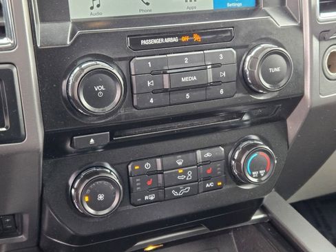 Used 2016 Ford F150 XLT w/ Equipment Group 302A Luxury image 31