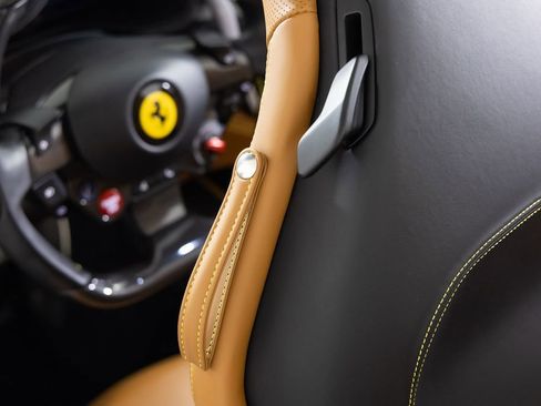 Used 2019 Ferrari Portofino image 44