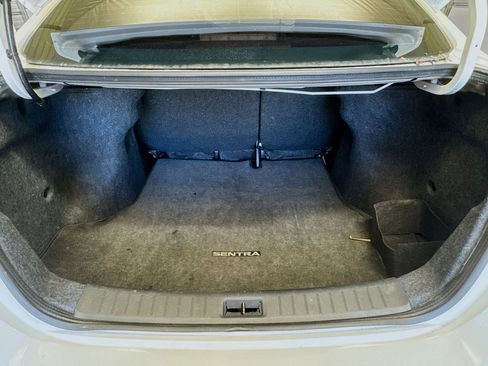 Used 2018 Nissan Sentra SV image 15