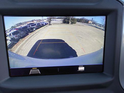 Used 2020 Chevrolet Silverado 1500 Custom w/ Custom Value Package image 46