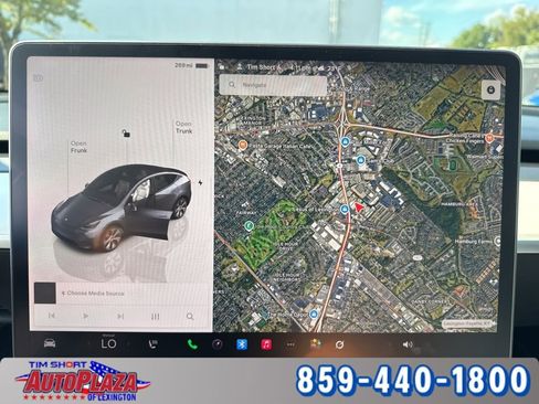 Used 2023 Tesla Model Y Long Range image 23