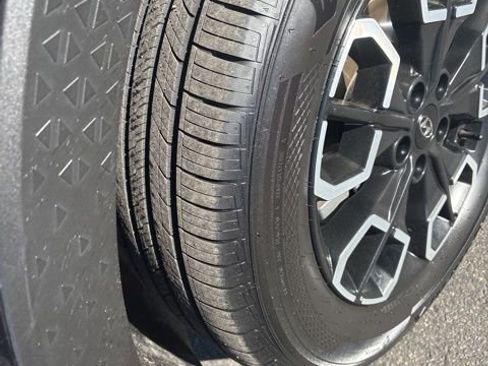 Used 2023 Hyundai Santa Cruz SEL Premium image 10