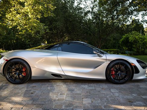 Used 2021 McLaren 720S Performance RWD image 48