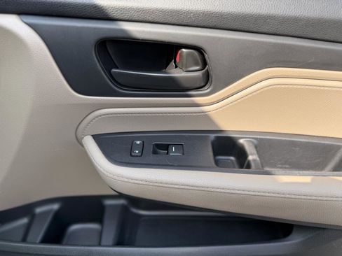 Used 2019 Honda Odyssey EX-L image 27