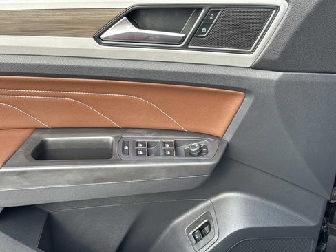 Used 2022 Volkswagen Atlas SEL image 21