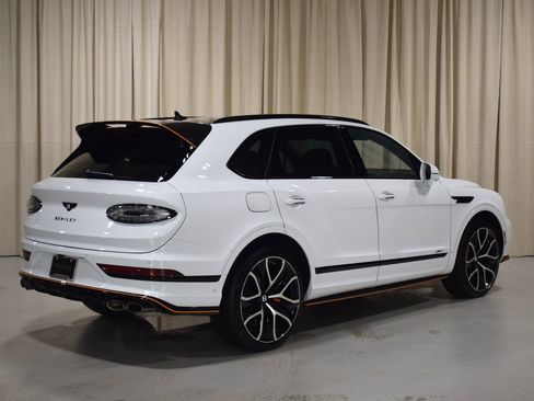 New 2026 Bentley Bentayga Speed image 3