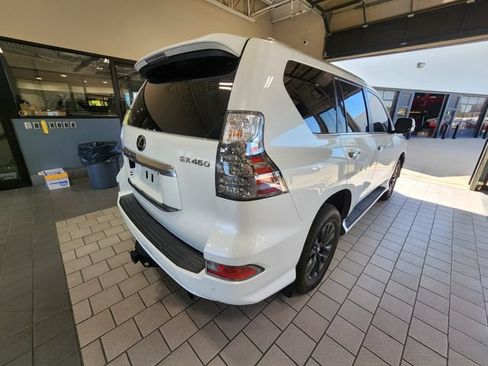 Used 2020 Lexus GX 460 Premium w/ Premium Package AWD/4WD image 4