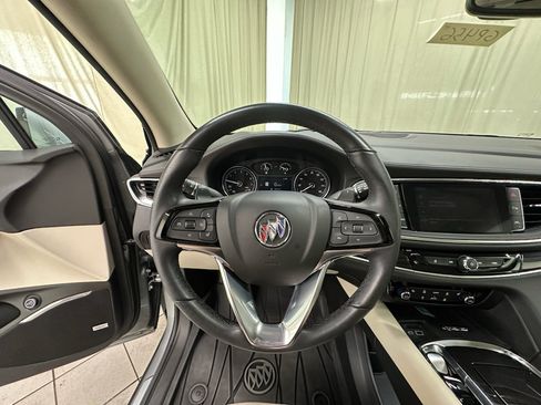 Used 2024 Buick Enclave Essence w/ Experience Buick Package AWD/4WD image 25