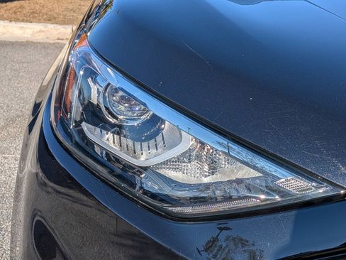 Certified 2022 Ford Edge SE w/ Black Appearance Package image 11