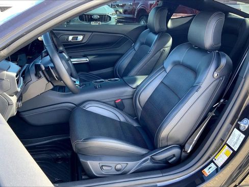 Used 2024 Ford Mustang GT Premium image 7