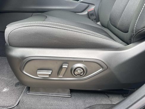 New 2026 Jeep Grand Cherokee L Laredo RWD image 17