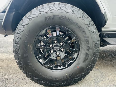 New 2026 Ford Bronco Raptor w/ Interior Carbon Fiber Pack AWD/4WD image 20