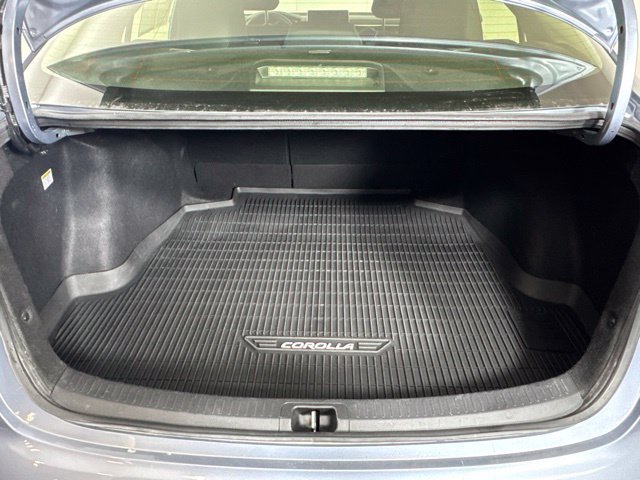 Used 2021 Toyota Corolla LE FWD image 19