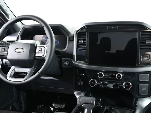 New 2026 Ford F150 XLT w/ XLT Black Appearance Package AWD/4WD image 8