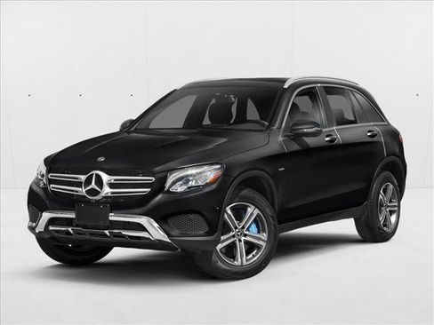 Used 2019 Mercedes-Benz GLC 350e 4MATIC image 1