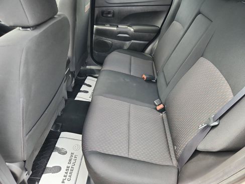 Used 2018 Mitsubishi Outlander Sport ES AWD/4WD image 11