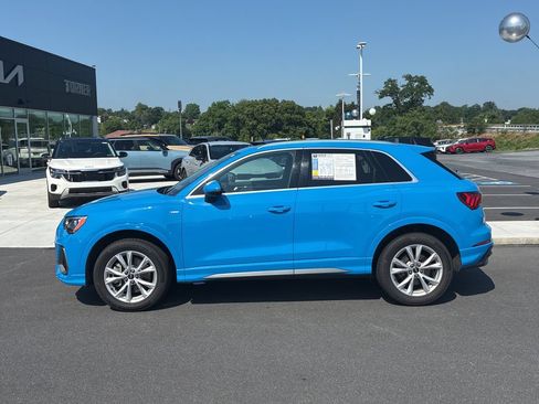 Used 2022 Audi Q3 2.0T Premium AWD/4WD image 2