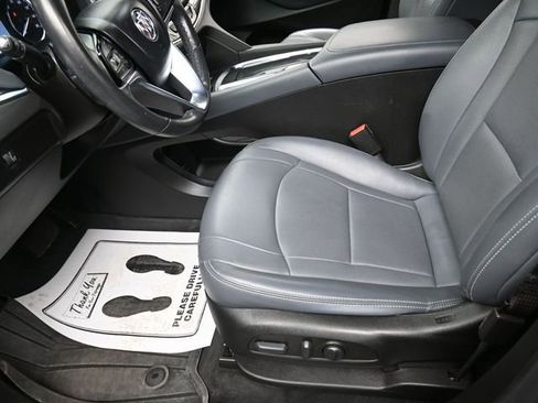 Used 2024 Buick Enclave Essence w/ LPO, Touring Package FWD image 15