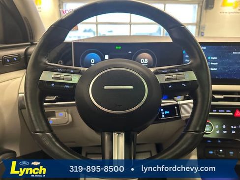 Used 2025 Hyundai Tucson Limited AWD/4WD image 11