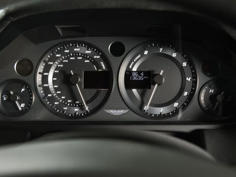 Used 2016 Aston Martin V8 Vantage GT RWD image 7