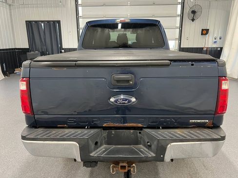 Used 2016 Ford F250 XLT w/ Snow Plow Prep Package AWD/4WD image 5