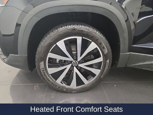 Used 2022 Volkswagen Taos SE w/ Panoramic Sunroof Package image 30