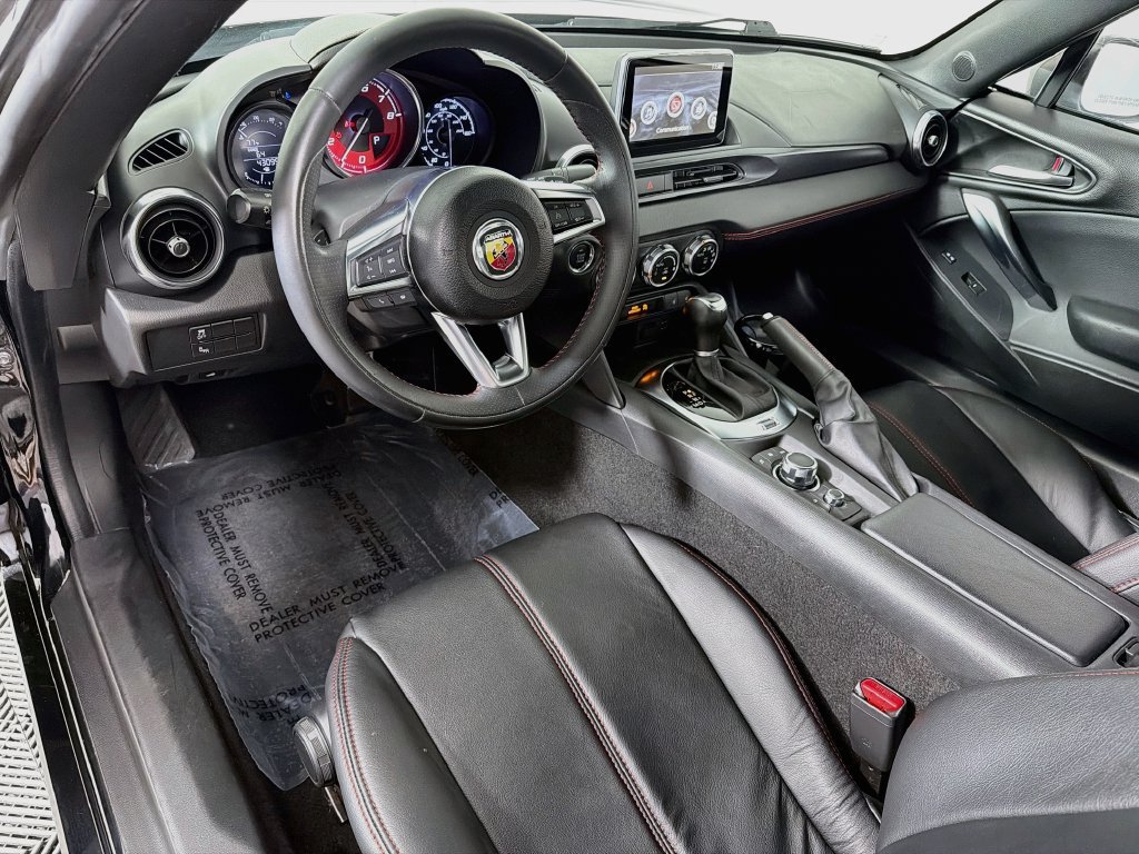 Used 2019 FIAT 124 Spider Abarth w/ Convenience Group RWD image 9