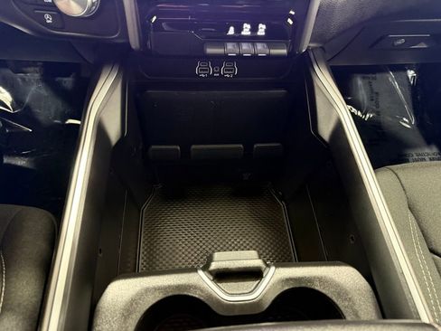Used 2025 RAM 1500 Big Horn image 37
