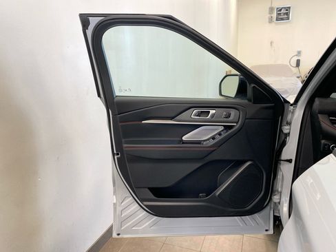 New 2026 Ford Explorer ST w/ Sun And Sound Package image 15