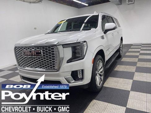 Used 2023 GMC Yukon XL Denali AWD/4WD image 1