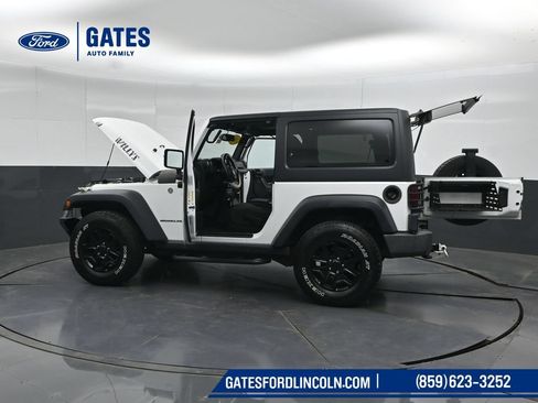 Used 2015 Jeep Wrangler Sport AWD/4WD image 45