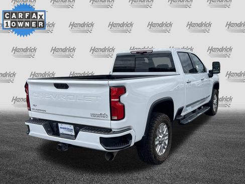 Used 2024 Chevrolet Silverado 2500 High Country w/ Technology Package AWD/4WD image 10