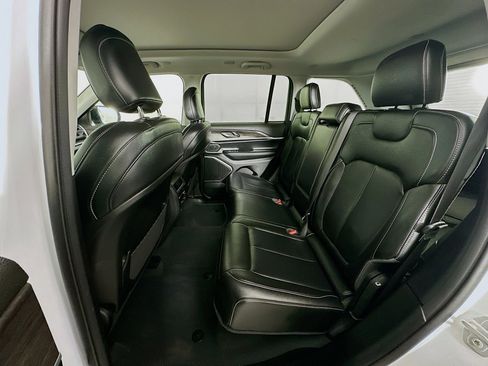 Used 2022 Jeep Grand Cherokee Limited 4xe AWD/4WD image 29