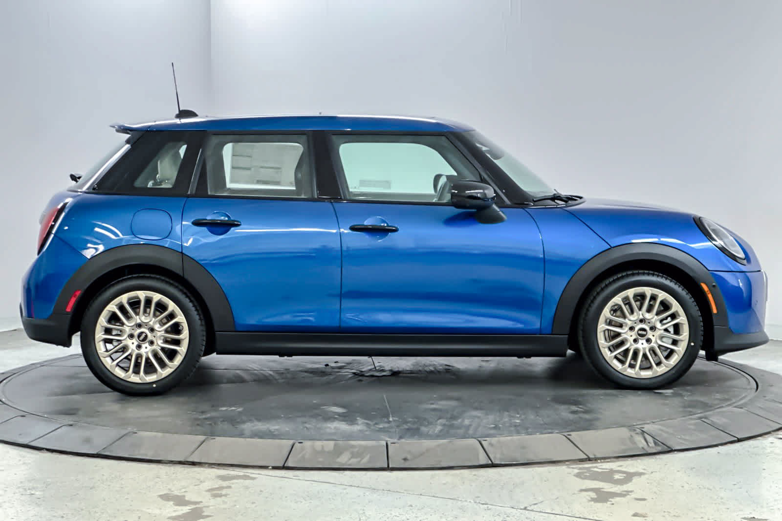Used 2026 MINI Cooper S FWD image 8