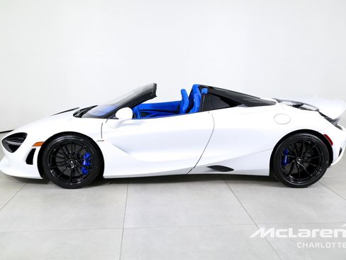 New 2026 McLaren 750S Spider RWD image 7