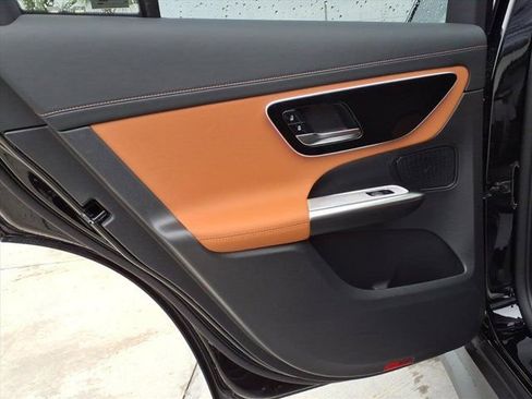 New 2026 Mercedes-Benz GLC 300 GLC 300 image 18