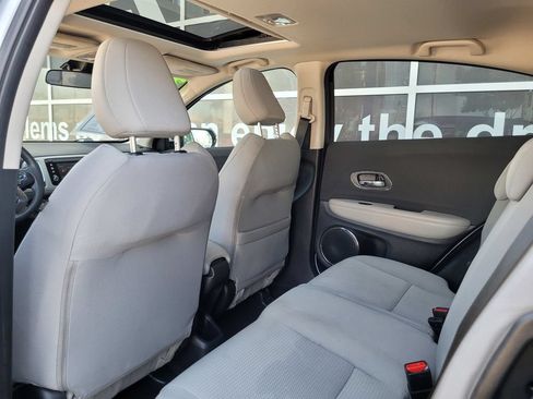 Used 2022 Honda HR-V EX image 16