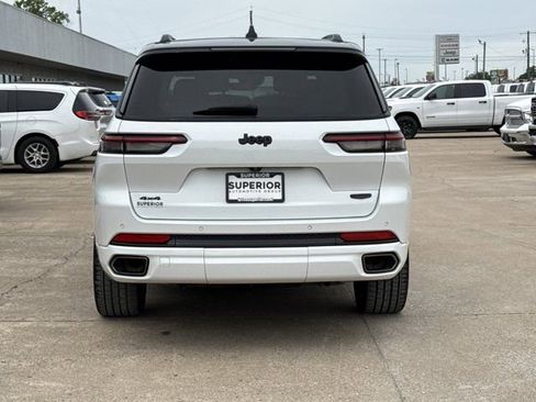 Used 2024 Jeep Grand Cherokee L Summit AWD/4WD image 4