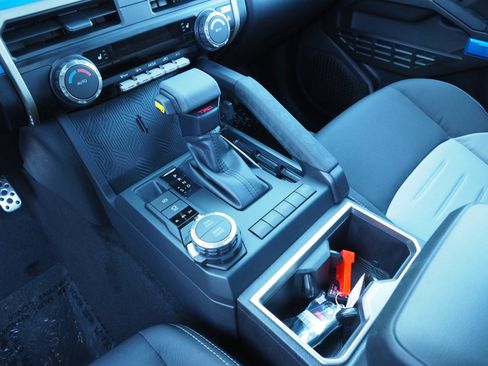 New 2025 Toyota Tacoma TRD Sport image 9