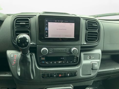 Used 2025 RAM ProMaster 1500 w/ Convenience Group FWD image 11