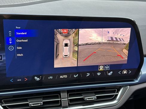 New 2026 Chevrolet Equinox EV LT image 23