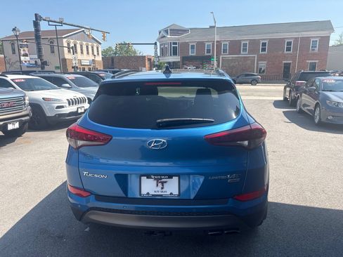 Used 2016 Hyundai Tucson Limited w/ Option Group 03 AWD/4WD image 4