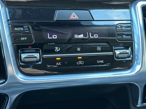 Used 2022 Kia Sorento SX FWD image 21