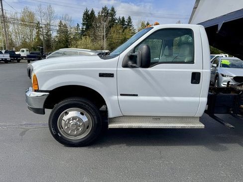 Used 2000 Ford F550 2WD Regular Cab Super Duty image 9