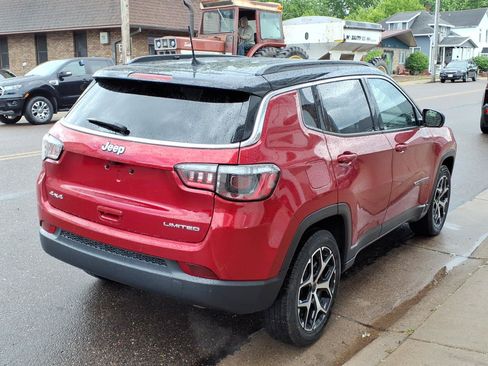 Used 2025 Jeep Compass Limited AWD/4WD image 6