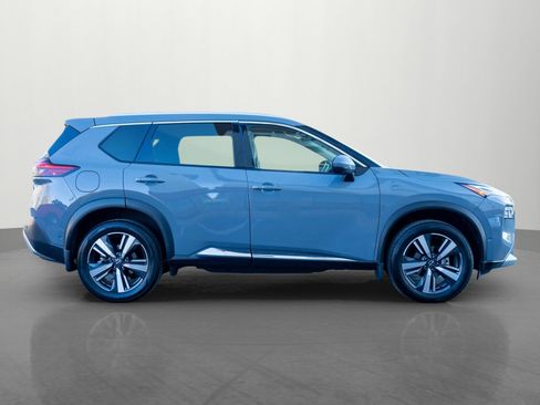 Used 2023 Nissan Rogue Platinum image 8