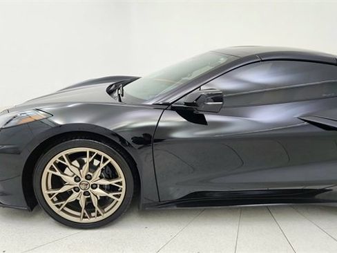 Used 2024 Chevrolet Corvette Stingray w/ Stealth Interior Trim Package image 9